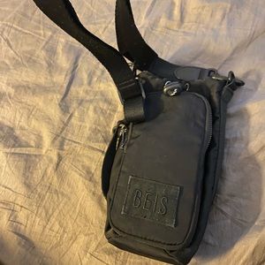 Beis water bottle sling